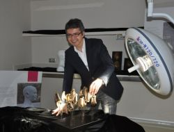 Ameliyathaneden Çıkan Sanat Sergisi İlgi Gördü