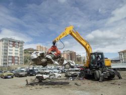 Yeddiemin Otoparkındaki 250 Motosiklet Ve 9 Otomobil Mkek’ye Gönderildi.