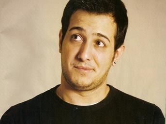 SARP APAK GÖĞÜSLERİNİ KÜÇÜLTTÜRDÜ!