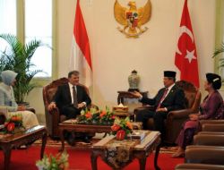 Gül, Yudhoyono İle Bir Araya Geldi!