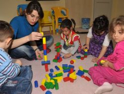 Çocuklar Oyuncakları İle Buluştu