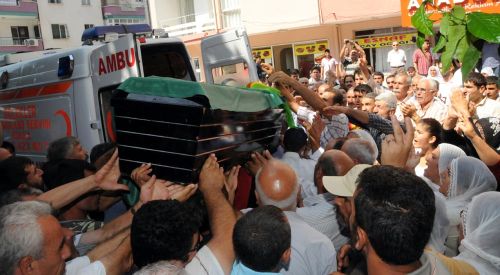 Üç teröristin cenazesi Adana Adli Tıp Kurumu'ndan alındı