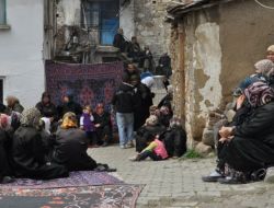 Sobadan Zehirlenen Aynı Aileden Üç Kişi Balıkesir'de Toprağa Verildi