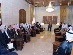 Beşşar Esad Hasekelilerin Sorunlarını Dinledi