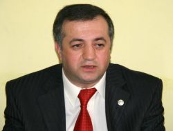 Mehmet Kara: Akademik Bakışa Yakışan Giyim Ve İnançla Uğraşmak Değildir