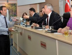 Denizli Belediye Meclisi'nde Görev Dağılımı Yapıldı