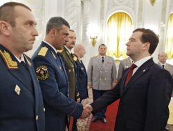 MEDVEDEV'den AÇIKLAMA