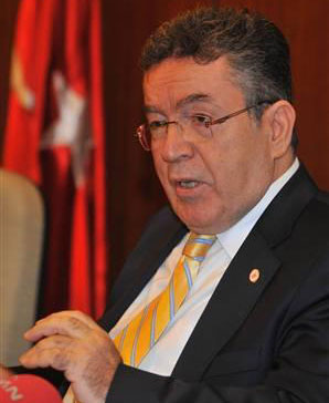 Özcan inandırıcı buldu!