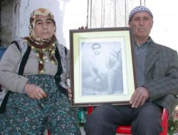 DARBEDE ASILAN ESENDAĞ'IN ANNESİ