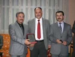 Bergama'daki Öğretmenler Çiğ Köfte Partisinde Buluştu