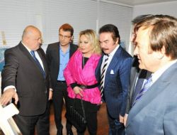 Sanatçılar Thy Simülatöründe Uçtu