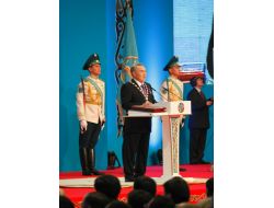 Seçimde Zaferle Çıkan Nazarbayev Yemin Etti