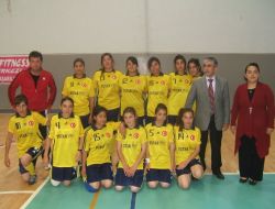 Kozan'da Okullar Arası Basketbol Turnuvası Sona Erdi