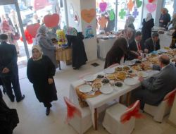 Gülbahar Hatun'dan Yardıma Muhtaç Öğrenciler Yararına Kermes