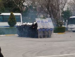 Çevik Kuvvet Polisinin Tatbikatı