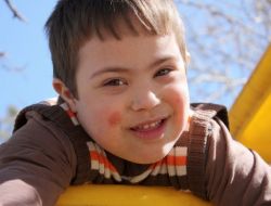 Down Sendromlu Çocuklara Katkı İçin Kermes Düzenlendi