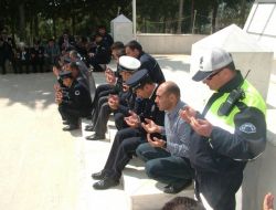 Kadirli’de Polisler Şehitliği Ziyaret Etti
