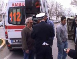 Kırmızı Işık İhlali Yapan Sürücü, Kamyoneti İle Takla Attı