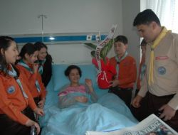 Göreleli İzciler Hastanede Yatan Çocukları Ziyaret Etti