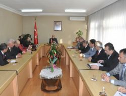 Ereğli Kaymakamı Çay, Partilerin İlçe Başkanlarıyla Seçim Toplantısı Yaptı