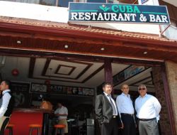 Restoran Açılışına Küba Devlet Başkanı Castro'yu Davet Edecek