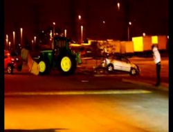 ‘sürücüsüz’ Traktör Ortalığı Savaş Alanına Çevirdi