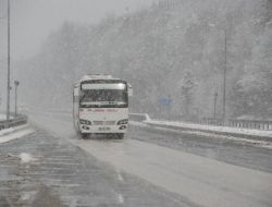 Ve BOLU'da kar yağışı başladı