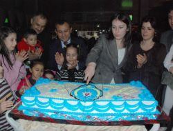 Of’ta Polisler 166. Yıl Pastasını Kesti, Horonla Coştu