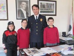 Öğrencilerden Polise 166. Yıl Ziyareti