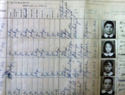 Köşk, Twitter'dan Cumhurbaşkanı Gül'ün İlkokul Karnesini Yayınladı