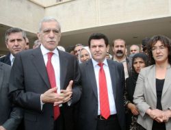 Ahmet Türk resti çekti!