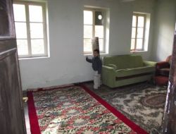 Kur'ân Kursunun Halı Ve Terlikleri Çalındı