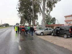 13 Kişinin Yaralandığı Kaza Anı Güvenlik Kamerasına Yansıdı