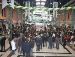 2011 Modelleri Oto Show Fuarı’nda Görücüye Çıktı