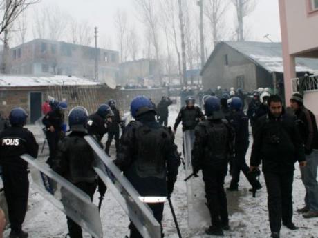 "Kaçakçılık ve rüşvet" operasyonu