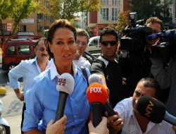 Hülya Avşar İfade Vermek İçin Adliyeye Geldi!