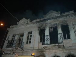 Aynı Sokakta 5 Günde Üçüncü Kez Yangın Çıkması Vatandaşları Tedirgin Etti