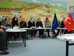 Kapı Kapı Gezen Öğretmenler Anaokuluna Kayıtta Rekor Kırdı