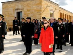 Pakistan Cumhurbaskani Asıf Ali Zerdari Anitkabir'i Ziyaret Etti