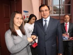 İlk Ve Orta Öğretimler Arası Fotoğraf Yarışmasında Öğrenciler Ödüllendirildi