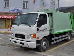 Dikmen Belediyesi Yeni Çöp Kamyonu Aldı