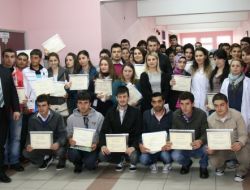 Vakfıkebir Myo’da 130 Öğrenci Törenle Sertifikalarını Aldı