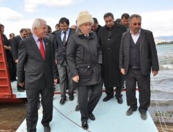 253 Kişinin Yaşadığı Mada Adası Sakinlerine Yeni Sal Yapıldı