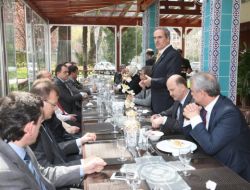 Altepe, Ak Parti'nin Milletvekili Adaylarını Yemekte Buluşturdu