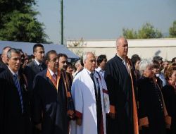 Mersin Üniversitesi'nde Yeni Akademik Yıl Törenle Başladı.