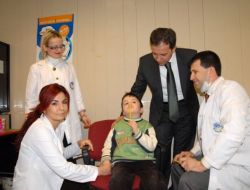 Zihinsel Engelli Öğrenciler Diş Taramasından Geçiriliyor