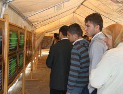 Mukaddes Emanetler Fotoğraf Sergisi Çadırda Açıldı