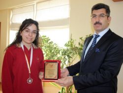 Türk Sanat Müziği Yarışmasında Nilüfer Öğrencilerine 2 Madalya