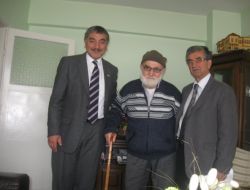 Tokat Nüfus Müdürü Doğan'dan 34 Yıl Önce Emekli Olan Müdüre Vefa