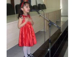 Anaokulu Öğrencileri Şiir Yarışmasında Hünerlerini Sergiledi